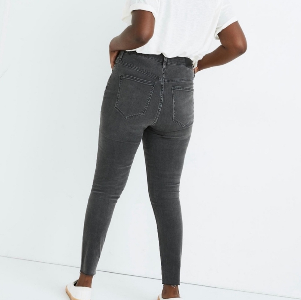 Madewell Curvy High Rise Skinny in Black Wash, 34 Taller